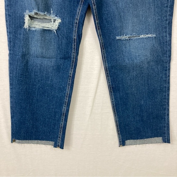 New Old Navy Button Fly Distressed Extra High Rise Straight Curvy Jeans size 16 - Picture 7 of 10